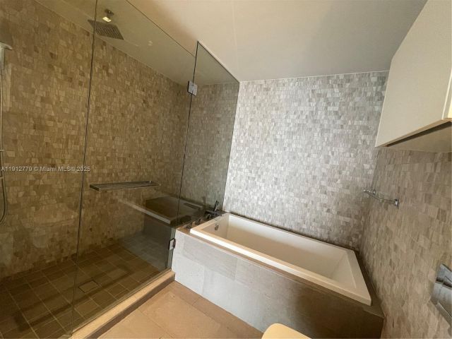 Продажа квартиры #3806 - фото 6783799