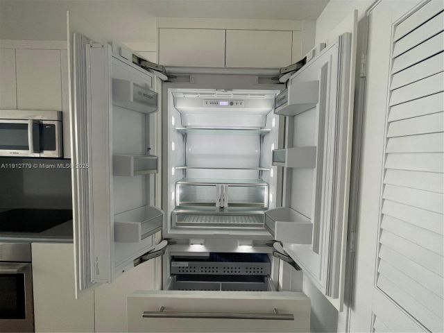 Продажа квартиры #3806 - фото 6783809