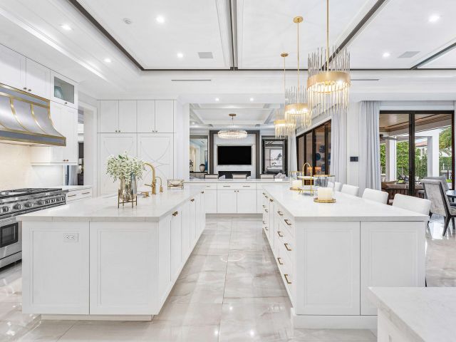 Продажа дома по адресу 215 W Coconut Palm Road - фото 6854342