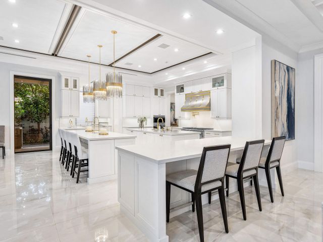 Продажа дома по адресу 215 W Coconut Palm Road - фото 6854346