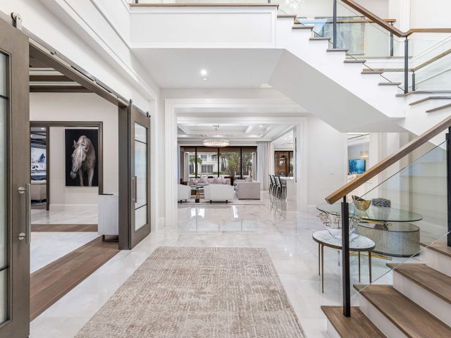 Продажа дома по адресу 215 W Coconut Palm Road - фото 6854354