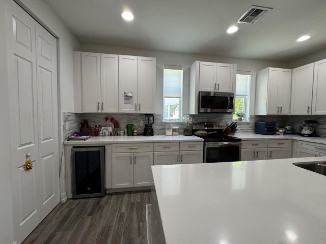 Дом в аренду по адресу 101 E Coda Circle C - фото 6799572