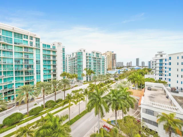 Продажа квартиры # - фото 6782623