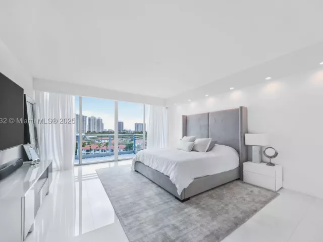 Продажа квартиры # - фото 8980738