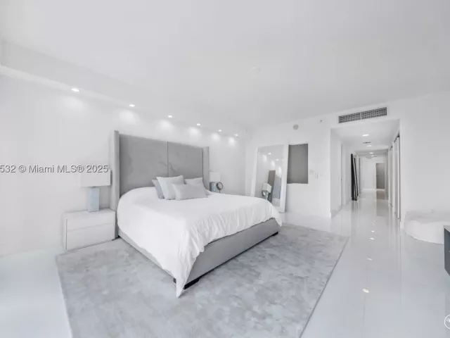 Продажа квартиры # - фото 8980745
