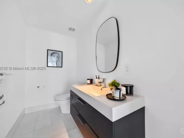 Продажа квартиры # - фото 8980781