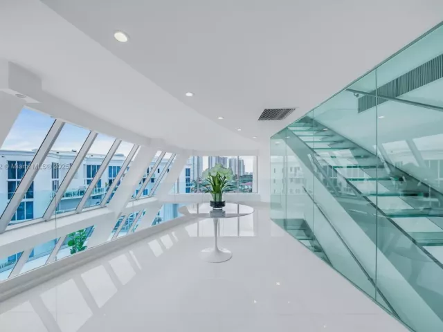 Продажа квартиры # - фото 6782618