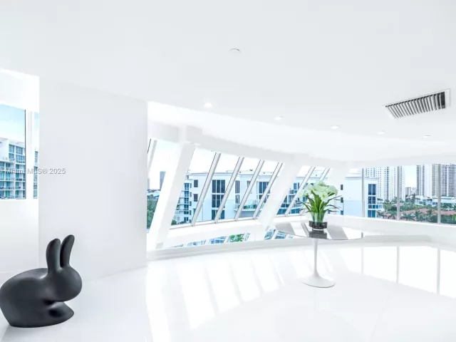 Продажа квартиры # - фото 6782619