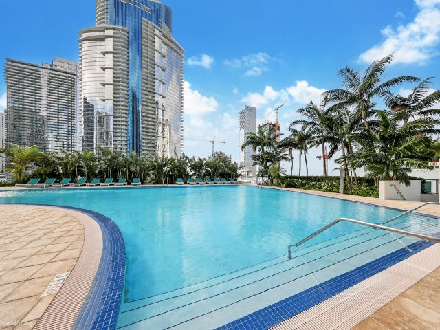 Продажа квартиры #3702 - фото 6825875