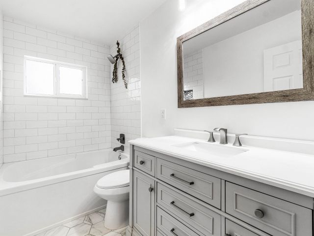 Дом в аренду по адресу 5068 Sunrise Boulevard - фото 6798612