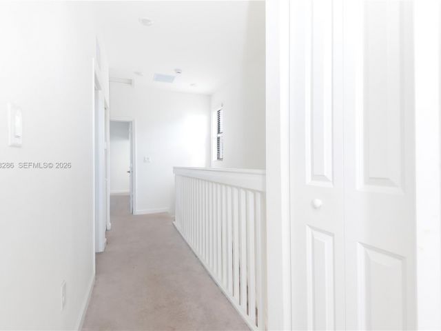 Продажа дома по адресу 12877 SW 232nd Ln - фото 6982003