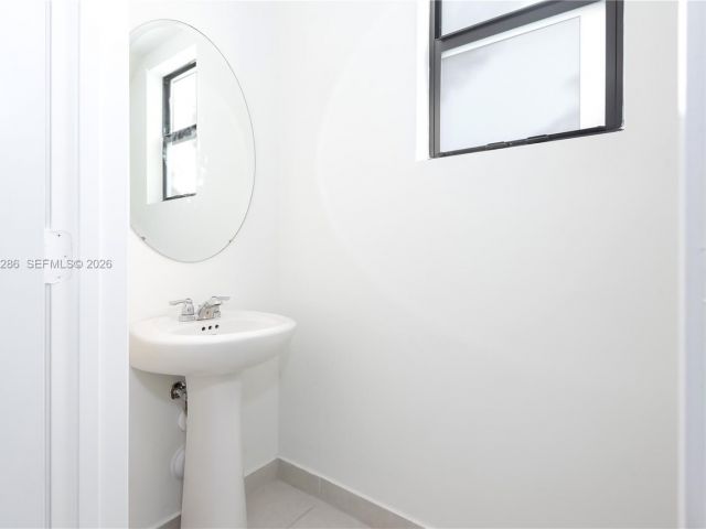 Продажа дома по адресу 12877 SW 232nd Ln - фото 6982009