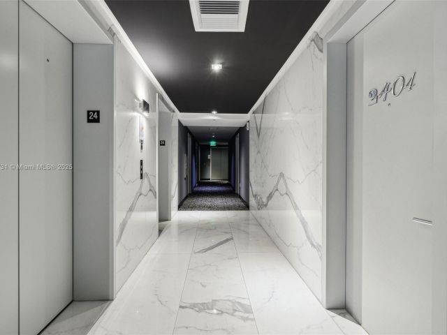 Продажа квартиры #2404 - фото 6802051