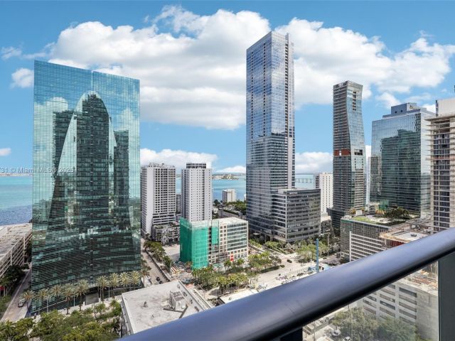 Продажа квартиры #2404 - фото 6802063