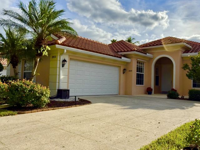 Продажа дома по адресу 2603 Muskegon Way - фото 6785132