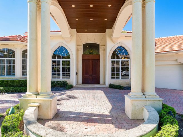 Продажа дома по адресу 159 W Coconut Palm Road - фото 6854371