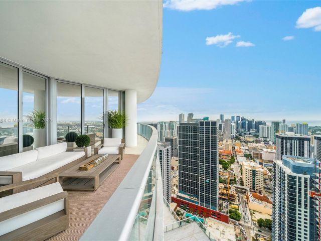 Продажа квартиры #5312 - фото 6784624