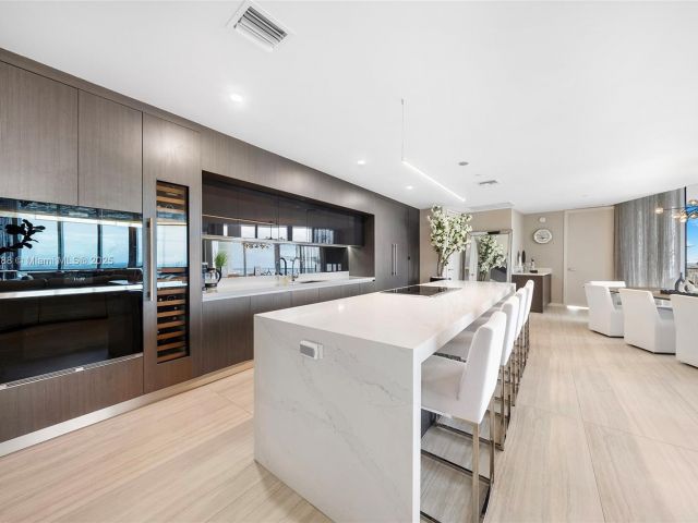 Продажа квартиры #5312 - фото 6784631