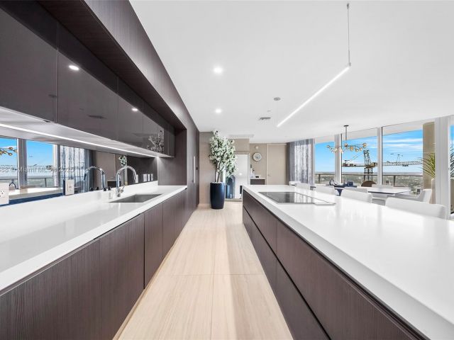 Продажа квартиры #5312 - фото 6784632