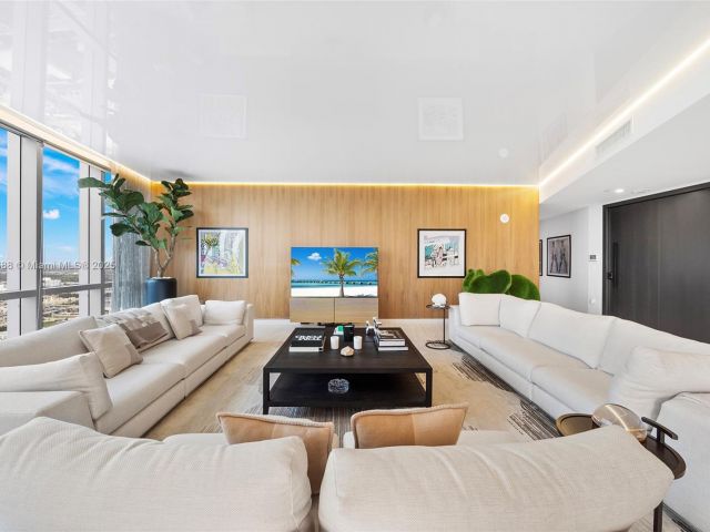 Продажа квартиры #5312 - фото 6784637