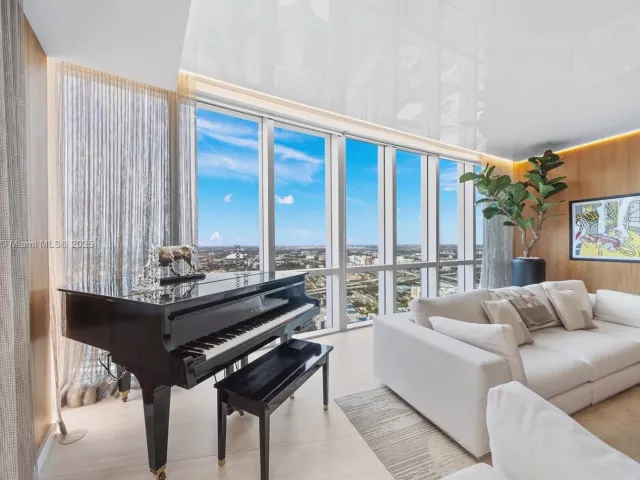 Продажа квартиры #5312 - фото 6784638