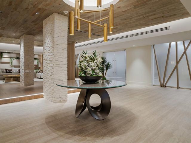 Продажа квартиры #1634 - фото 6819107