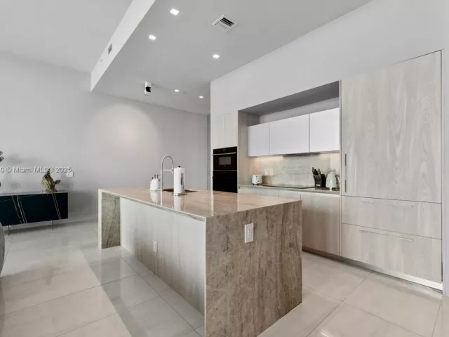 Квартира в аренду номерPH5002 - фото 6785285