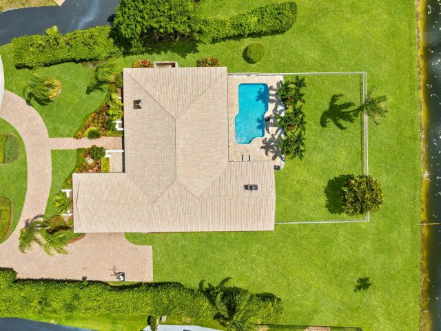 Продажа дома по адресу 11937 Sandlake Drive - фото 6787103