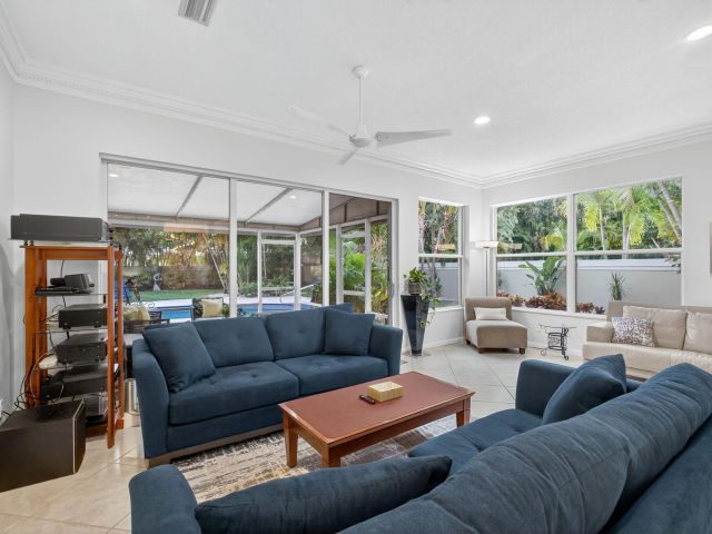 Продажа дома по адресу 1205 Bear Island Drive - фото 6808419