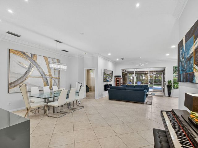 Продажа дома по адресу 1205 Bear Island Drive - фото 6808427