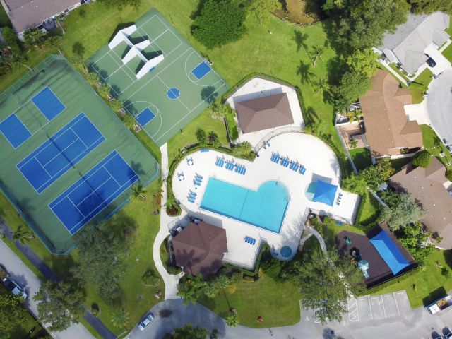 Продажа дома по адресу 21565 Yellowstone Park Way - фото 6814314