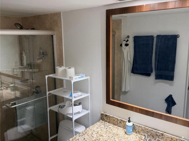 Продажа квартиры #411 - фото 7441860