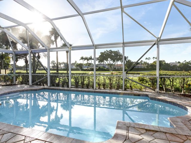 Продажа дома по адресу 8663 Falcon Green Drive - фото 6785833