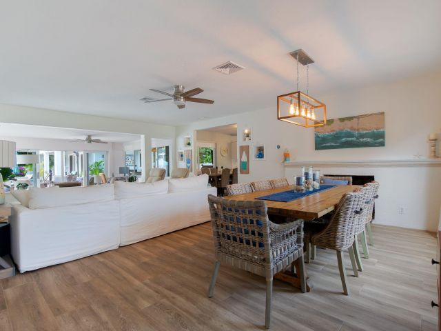 Продажа дома по адресу 1408 Highland Lane - фото 6803508