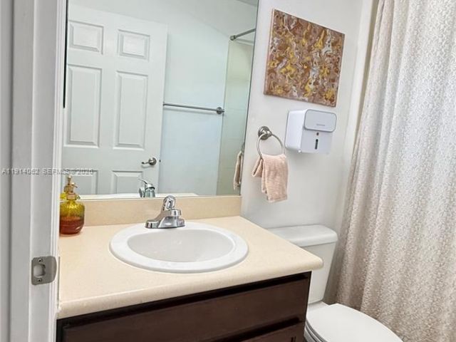 Дом в аренду по адресу 1018 Foster Rd - фото 6800217