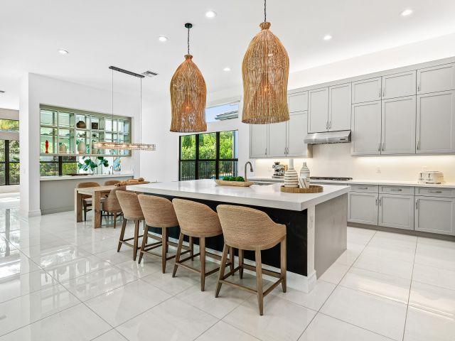 Продажа дома по адресу 9594 Vescovato Way - фото 6809012