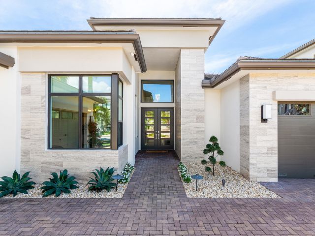 Продажа дома по адресу 9594 Vescovato Way - фото 6809021