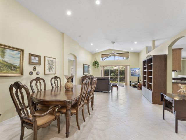 Продажа дома по адресу 7220 Via Verona - фото 6803448