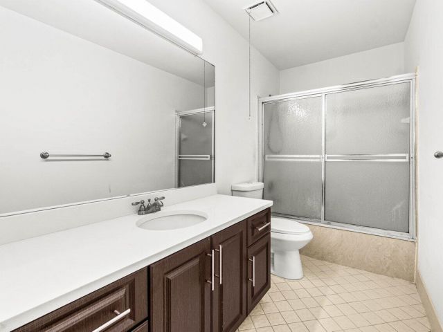 Дом в аренду по адресу 9308 Ketay Circle - фото 6787303