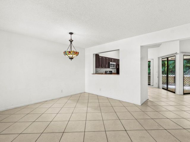 Дом в аренду по адресу 9308 Ketay Circle - фото 6787317