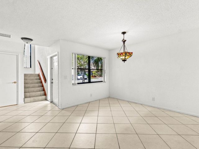 Дом в аренду по адресу 9308 Ketay Circle - фото 6787318