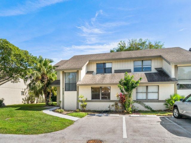 Дом в аренду по адресу 9308 Ketay Circle - фото 6787320