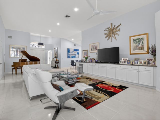 Продажа дома по адресу 6713 Portside Drive - фото 6898321