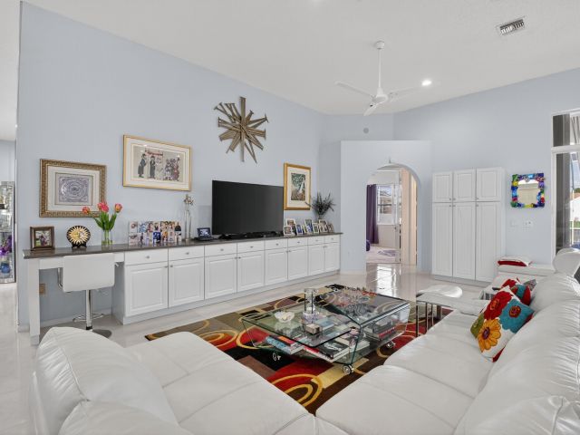 Продажа дома по адресу 6713 Portside Drive - фото 6898322