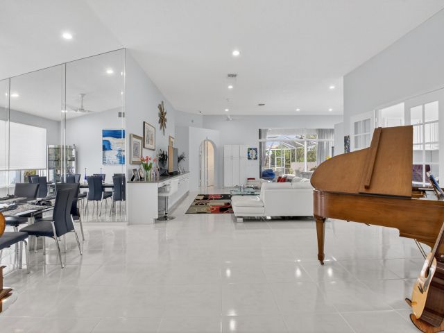 Продажа дома по адресу 6713 Portside Drive - фото 6898326