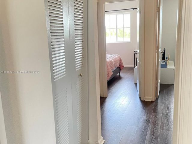 Дом в аренду по адресу 27563 SW 139th Psge #A - фото 7483529