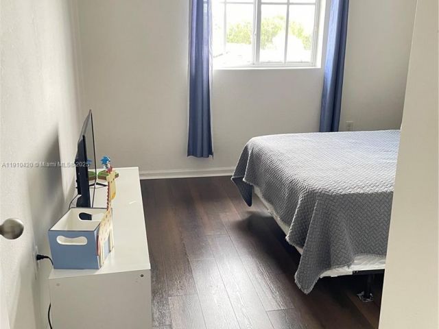 Дом в аренду по адресу 27563 SW 139th Psge #A - фото 7483533