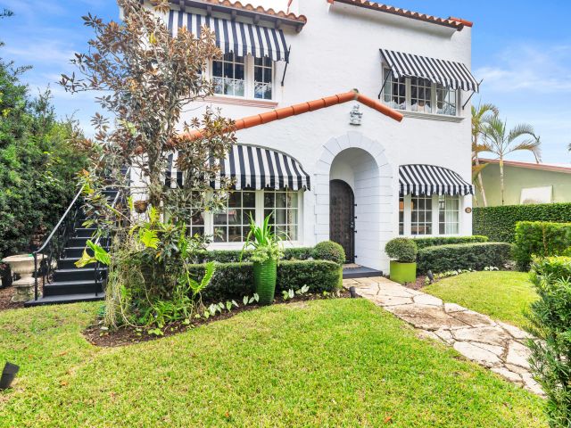 Продажа дома по адресу 710 Flamingo Drive - фото 6808223