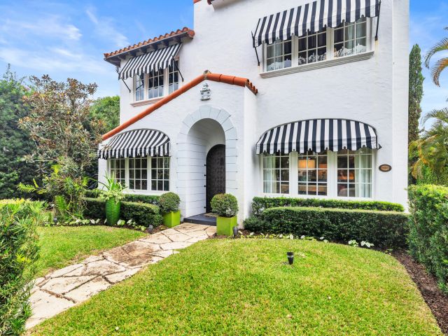 Продажа дома по адресу 710 Flamingo Drive - фото 6808224