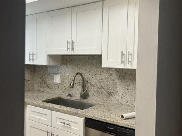 Продажа дома по адресу 500 NW 53rd Street - фото 6809101